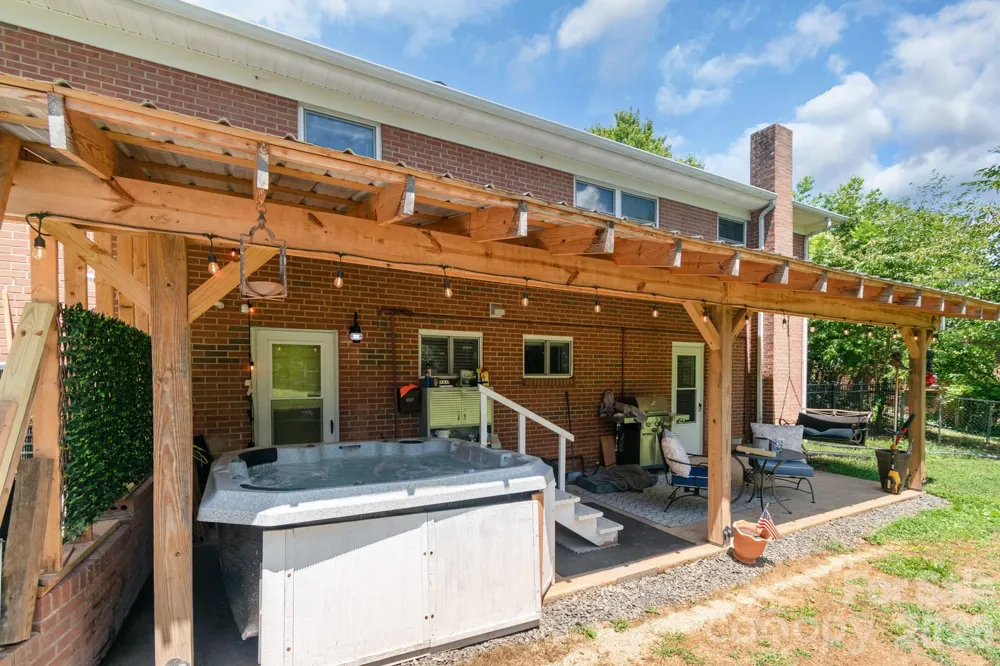 1501 Old Hickory Grove Road Mount Holly, NC 28120
