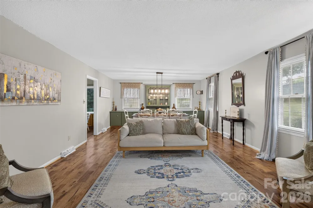 140 Raintree Road Advance, NC 27006