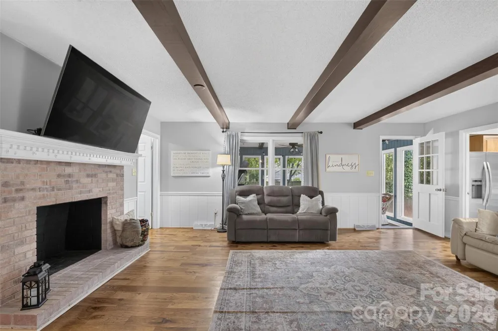 140 Raintree Road Advance, NC 27006