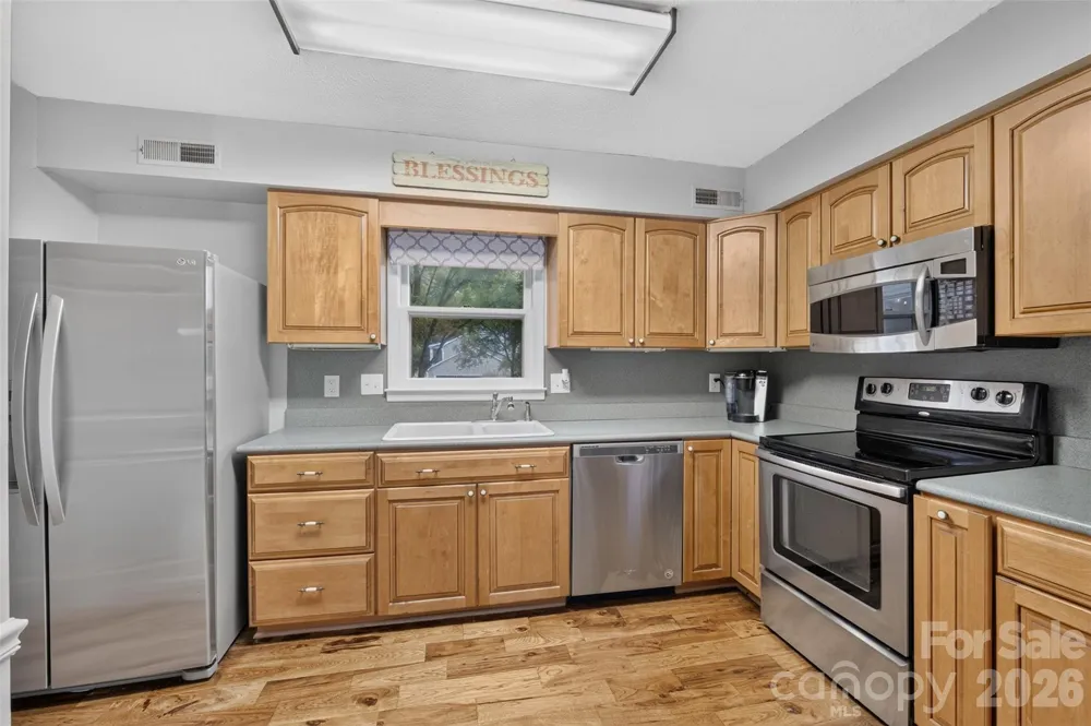 140 Raintree Road Advance, NC 27006