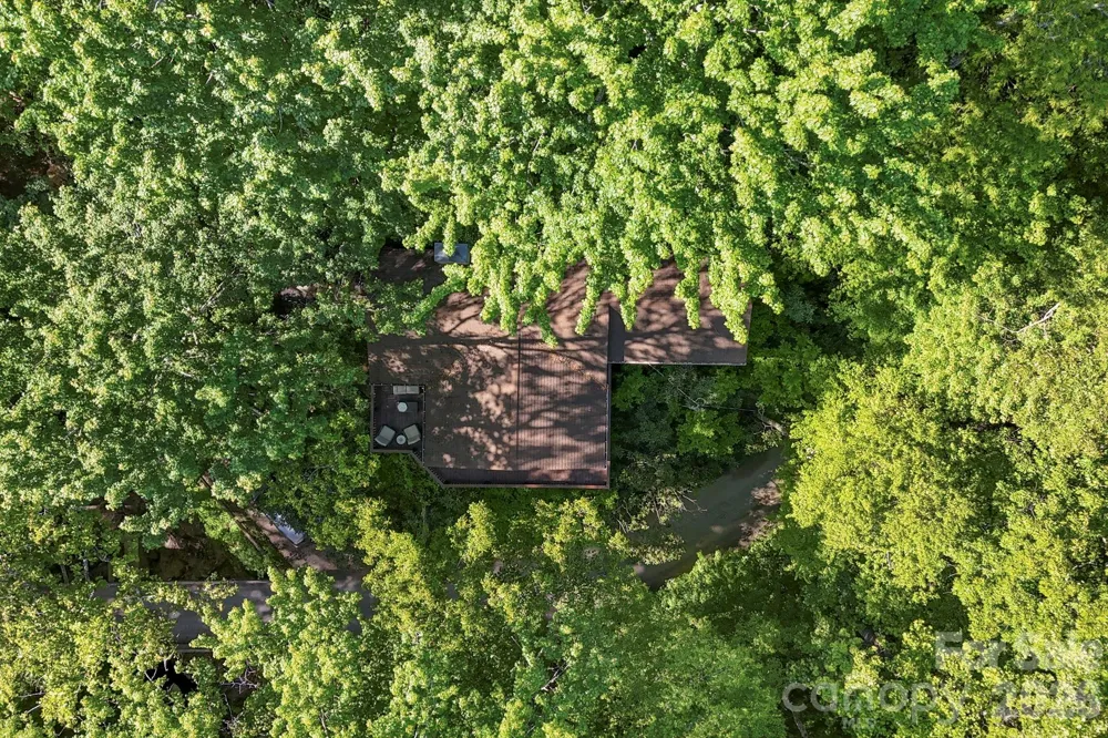 500 Winter Star Road Burnsville, NC 28714