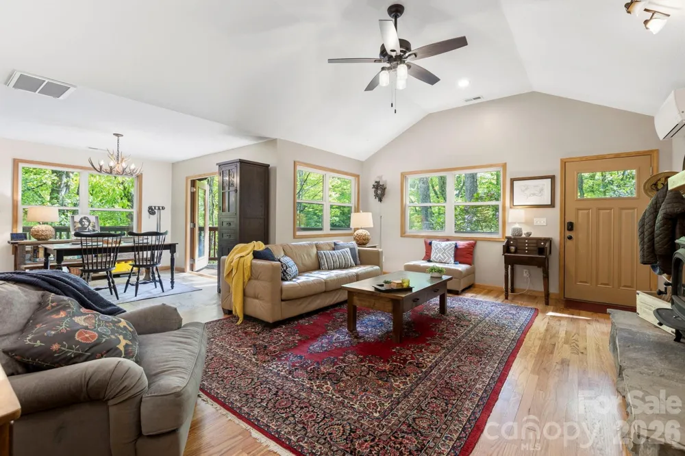 500 Winter Star Road Burnsville, NC 28714