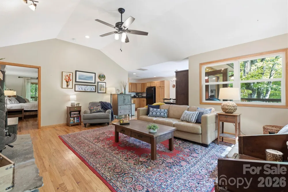 500 Winter Star Road Burnsville, NC 28714