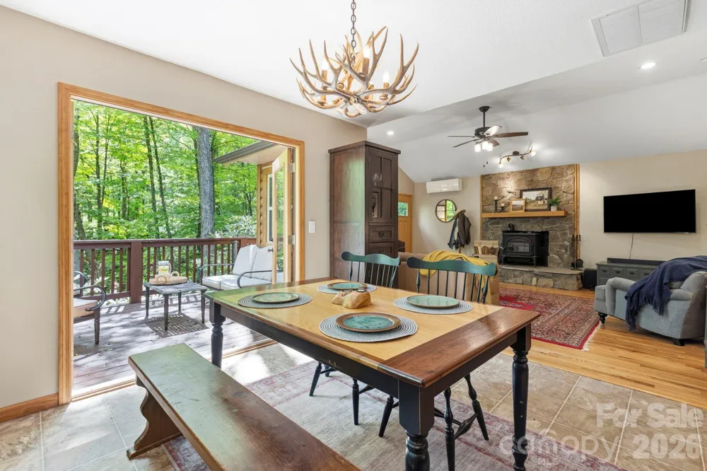 500 Winter Star Road Burnsville, NC 28714