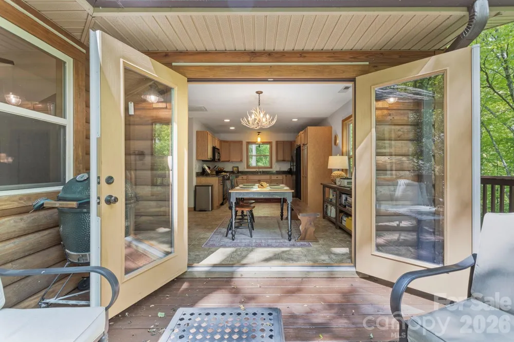 500 Winter Star Road Burnsville, NC 28714