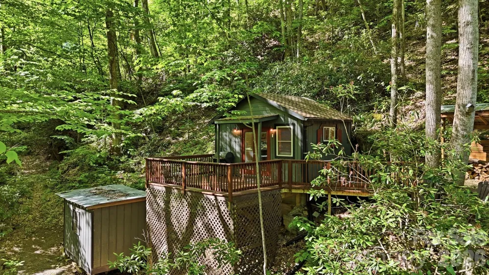 500 Winter Star Road Burnsville, NC 28714