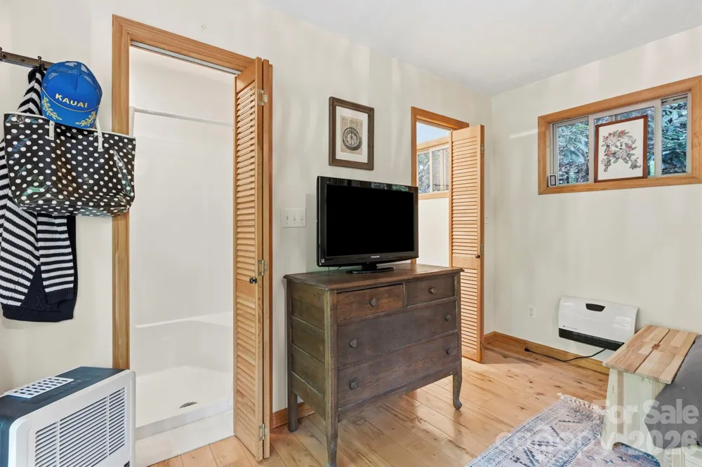 500 Winter Star Road Burnsville, NC 28714