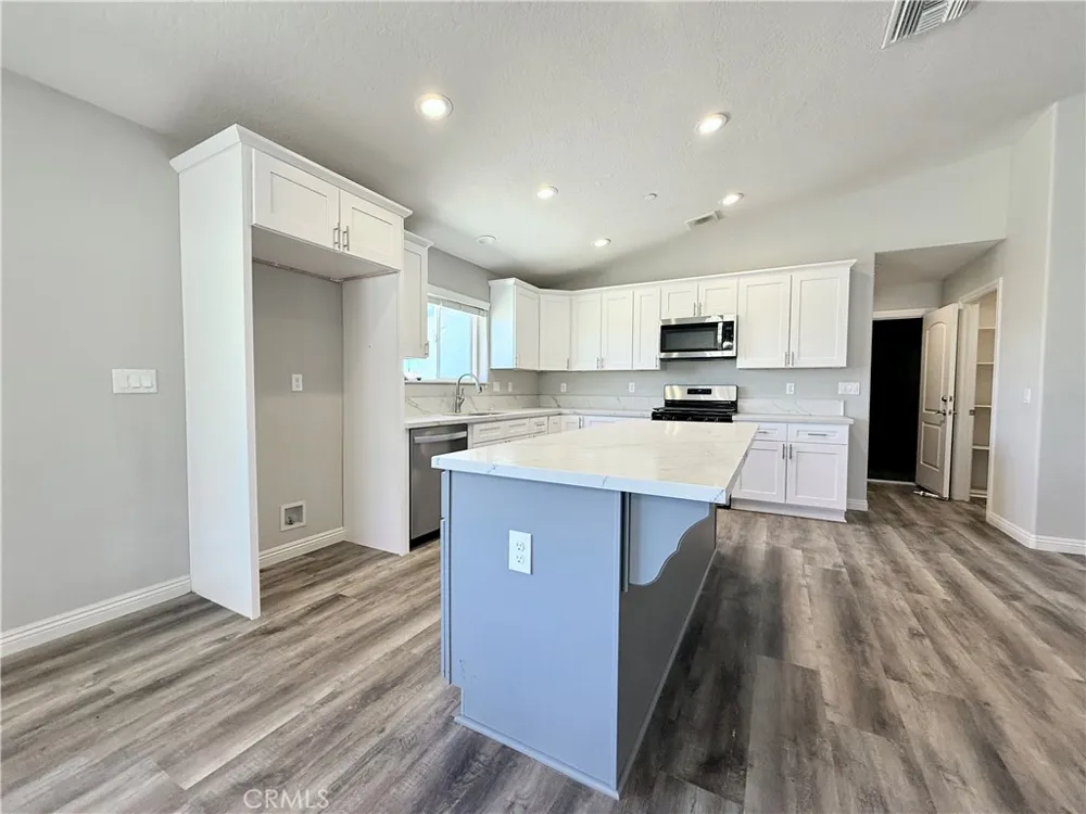 1140 Monterey Barstow, CA 92311