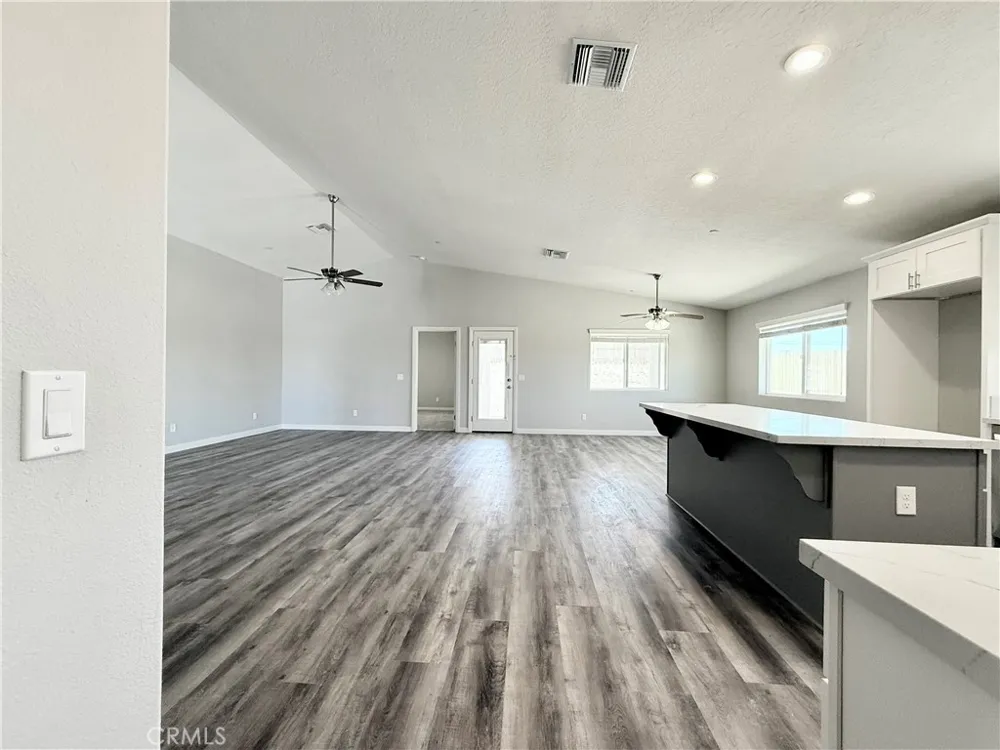 1140 Monterey Barstow, CA 92311