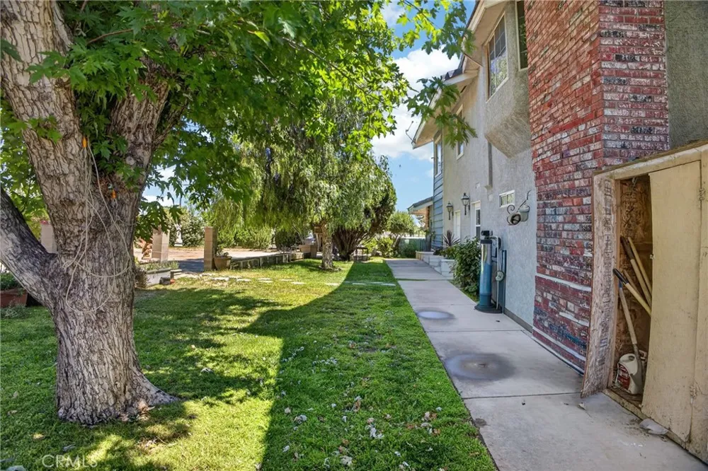 3848 E AVENUE T4 Palmdale, CA 93550