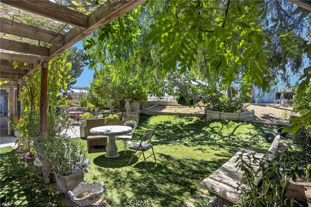 3848 E AVENUE T4 Palmdale, CA 93550