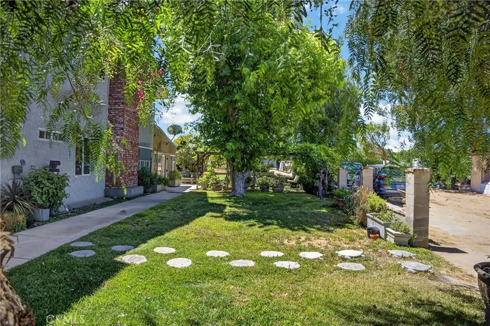 3848 E AVENUE T4 Palmdale, CA 93550