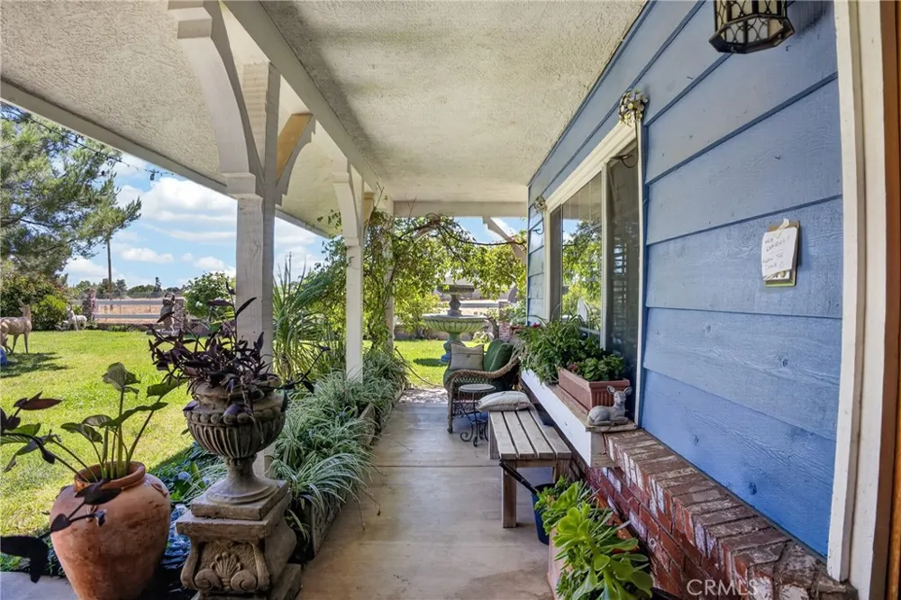 3848 E AVENUE T4 Palmdale, CA 93550
