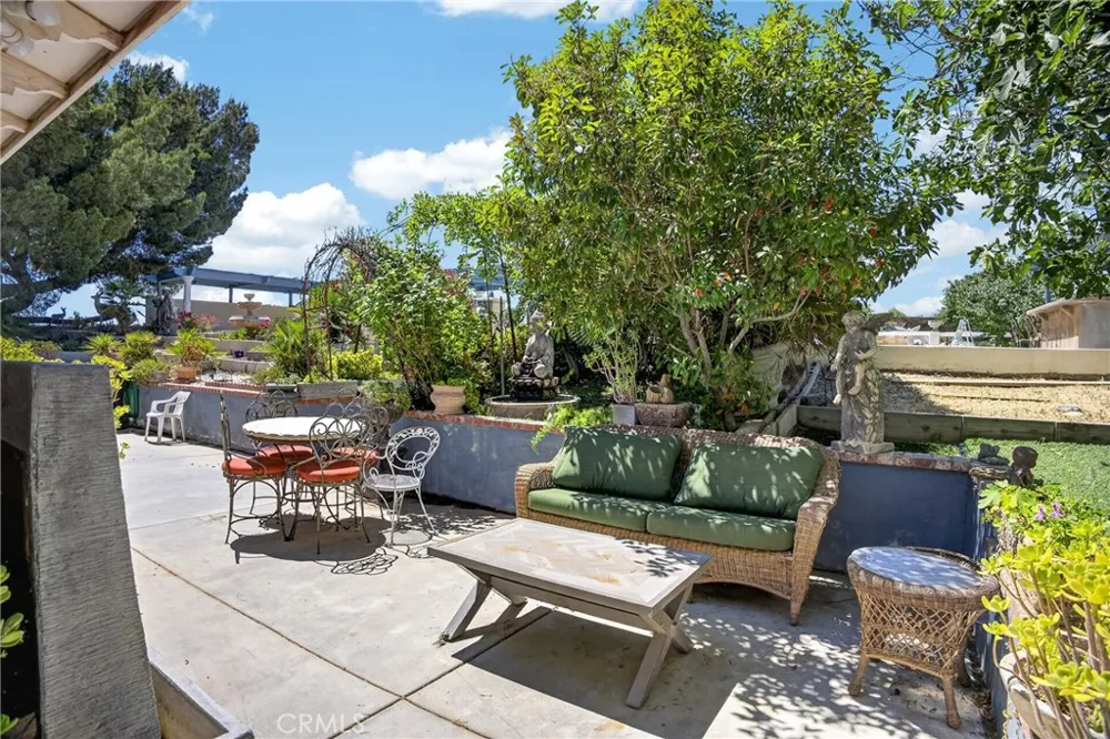 3848 E AVENUE T4 Palmdale, CA 93550