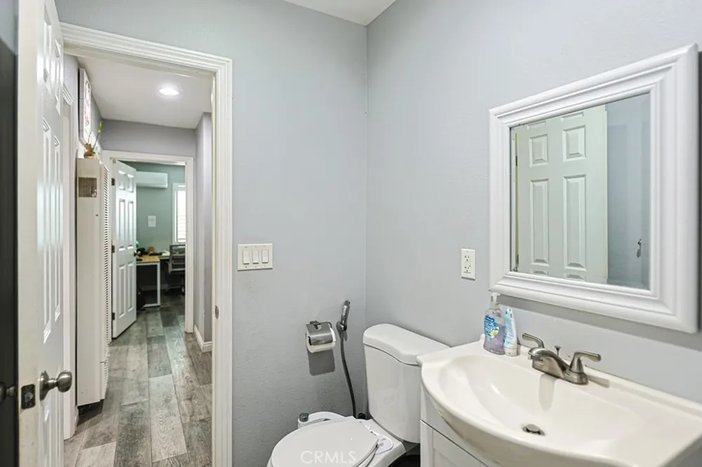 14671 Hunter Ln Midway City, CA 92655