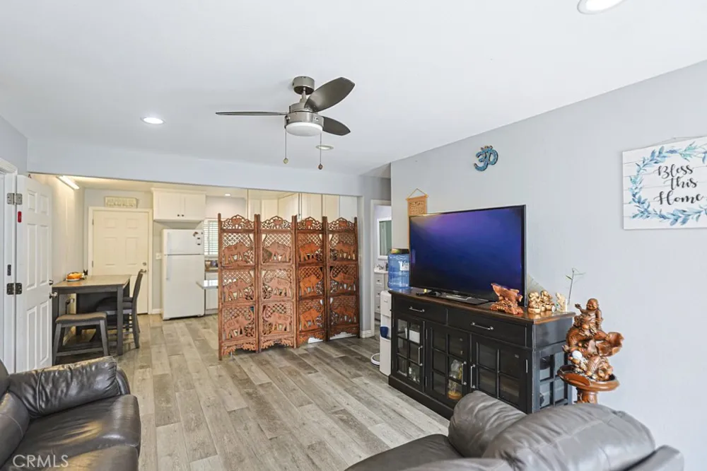 14671 Hunter Ln Midway City, CA 92655