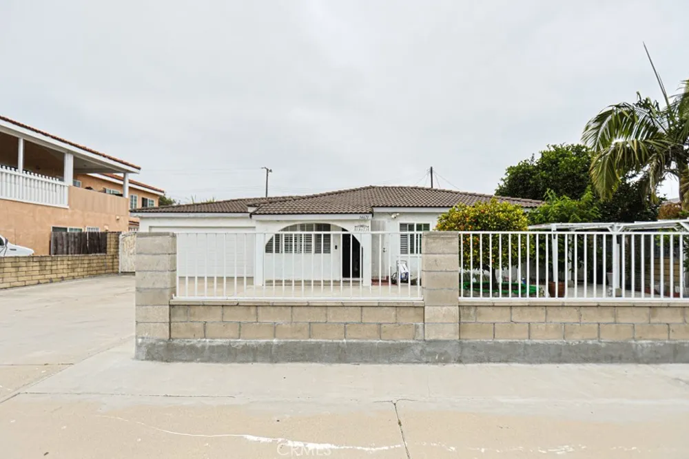 14671 Hunter Ln Midway City, CA 92655