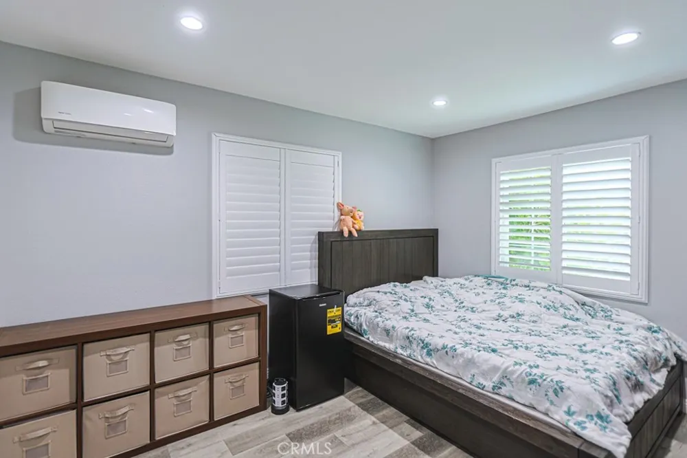 14671 Hunter Ln Midway City, CA 92655
