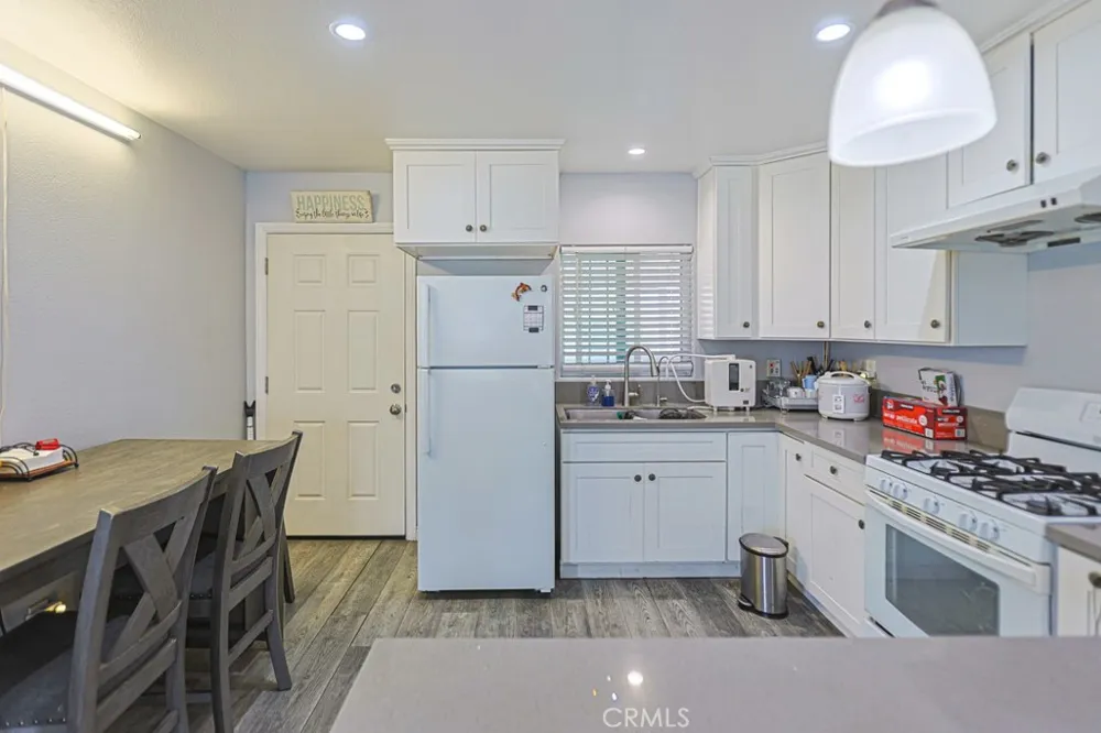 14671 Hunter Ln Midway City, CA 92655