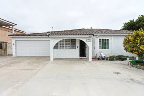 14671 Hunter Ln