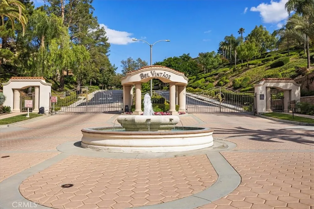 304 Calle Moreno San Dimas, CA 91773