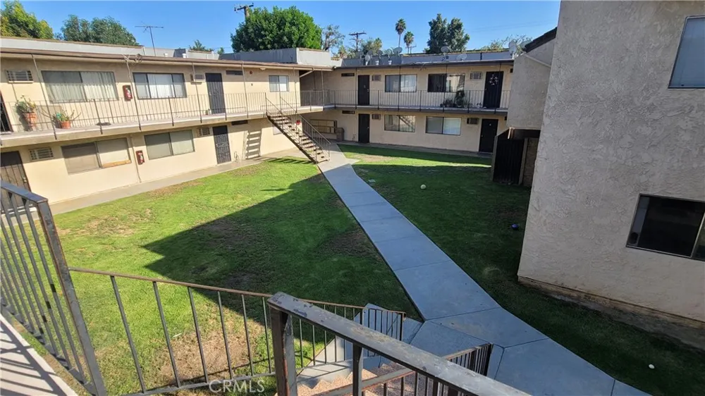 15351 Orange Avenue #26 Paramount, CA 90723