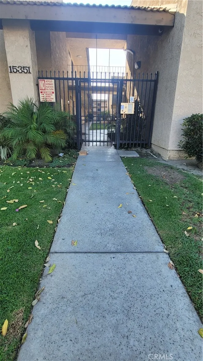 15351 Orange Avenue #26 Paramount, CA 90723