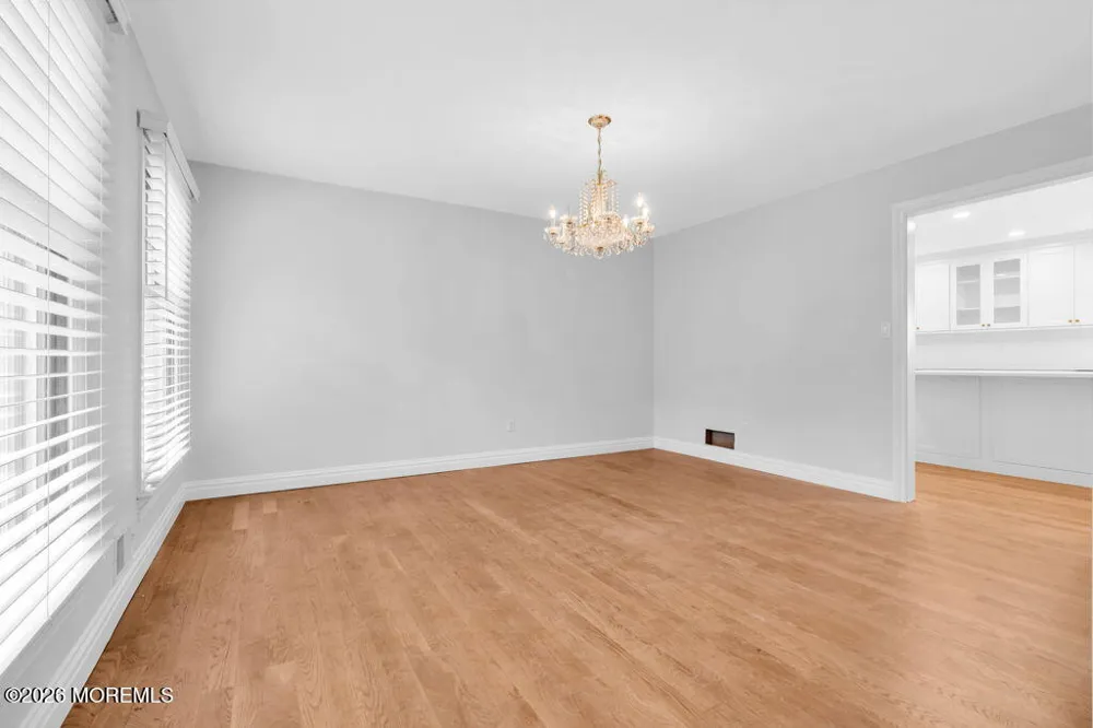 6 Oak Tree Lane Ocean, NJ 07712