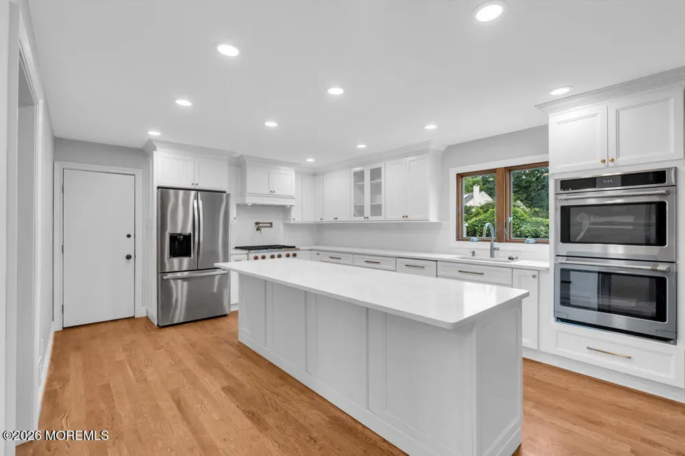 6 Oak Tree Lane Ocean, NJ 07712