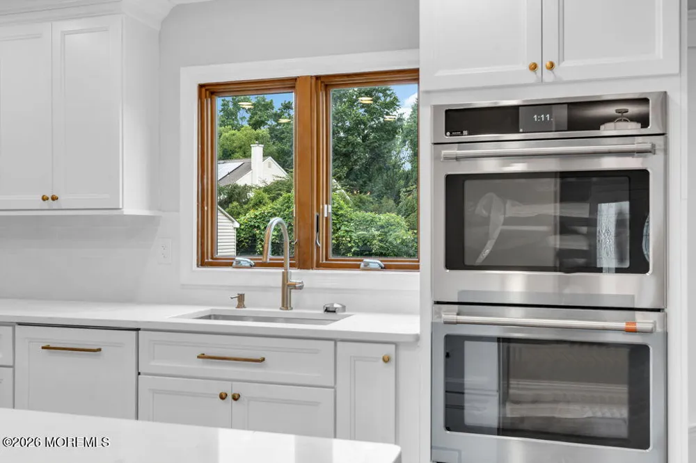 6 Oak Tree Lane Ocean, NJ 07712