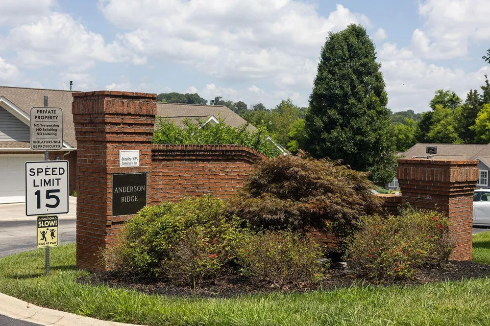 8719 Carriage House Way Knoxville, TN 37923