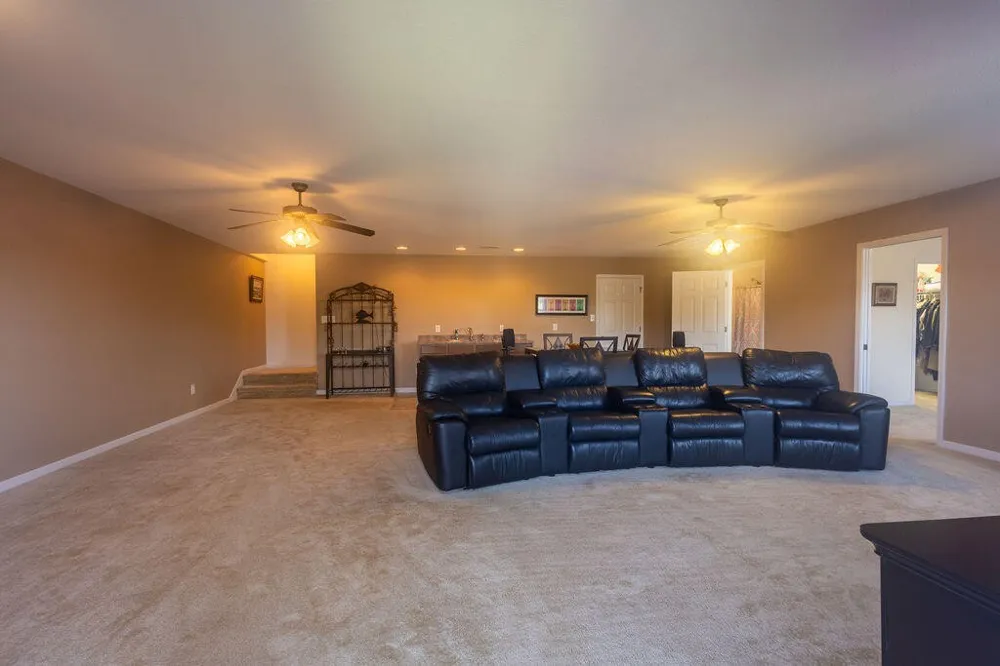 8719 Carriage House Way Knoxville, TN 37923