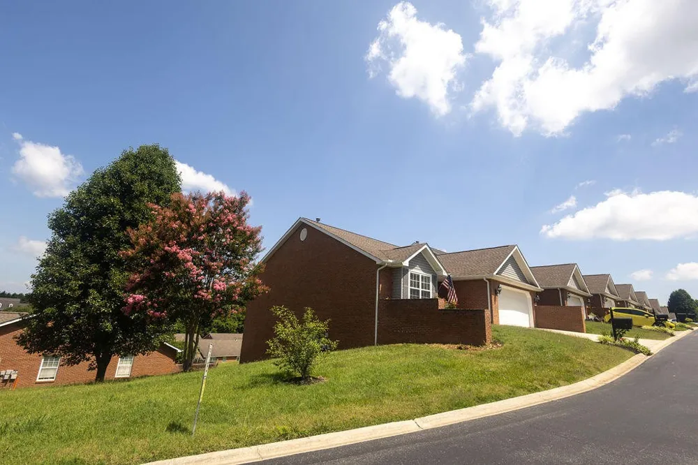 8719 Carriage House Way Knoxville, TN 37923