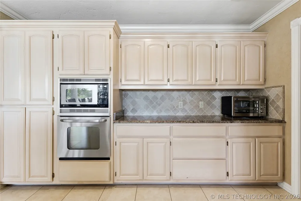 33379 S 4507 ROAD Afton, OK 74331
