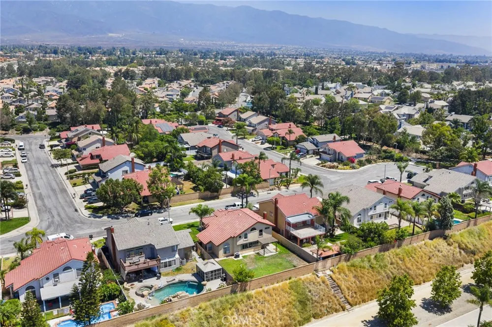 11391 Lugano Rancho Cucamonga, CA 91701