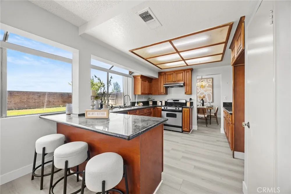 11391 Lugano Rancho Cucamonga, CA 91701