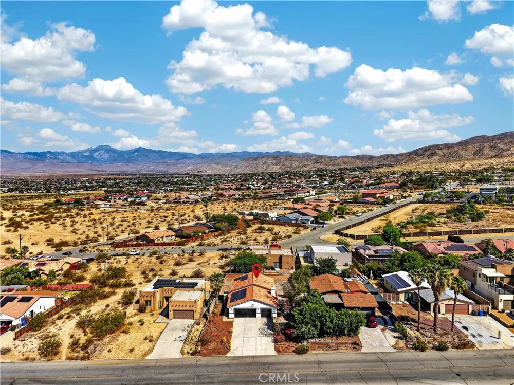 13437 Cuando Desert Hot Springs, CA 92240