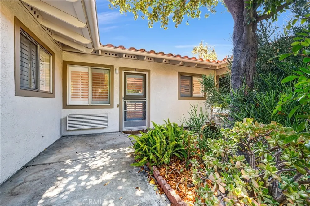 2312 Via Puerta #B Laguna Woods, CA 92637