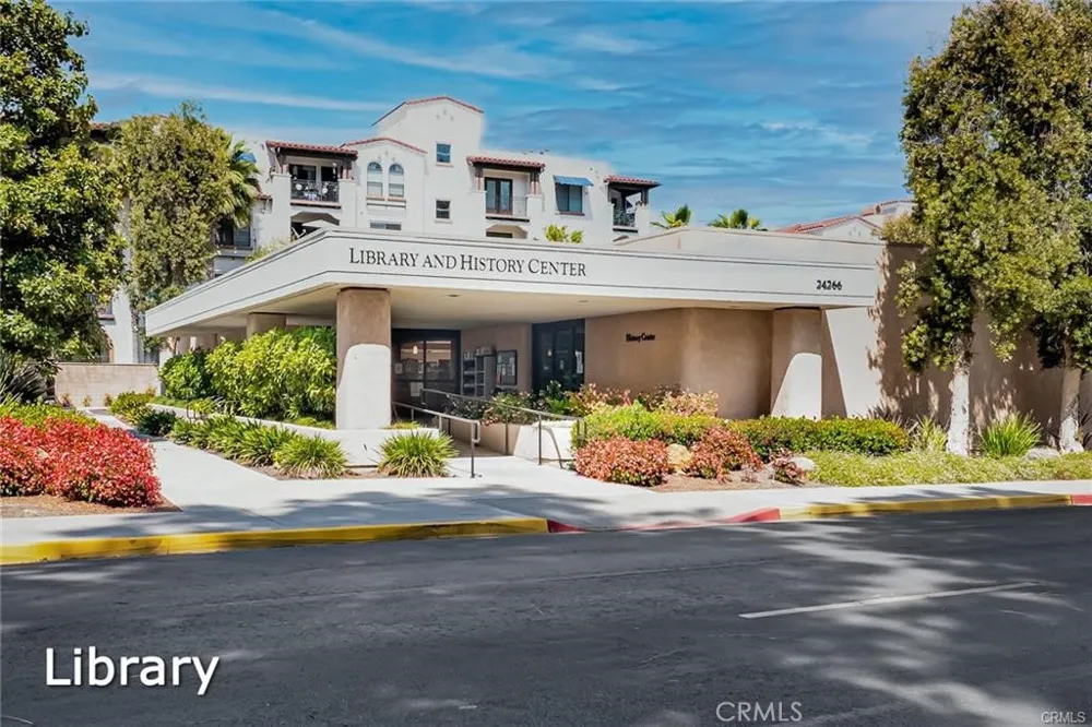 2312 Via Puerta #B Laguna Woods, CA 92637