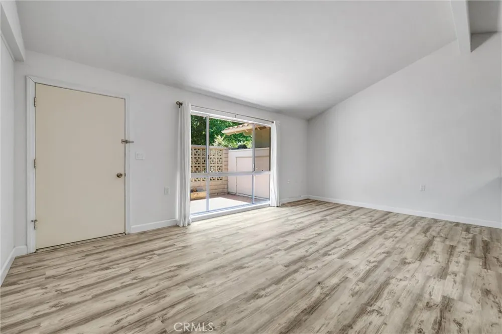2312 Via Puerta #B Laguna Woods, CA 92637