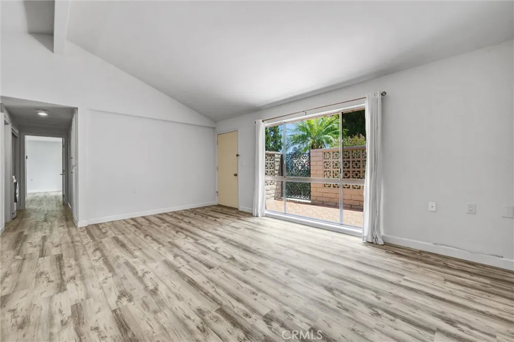 2312 Via Puerta #B Laguna Woods, CA 92637