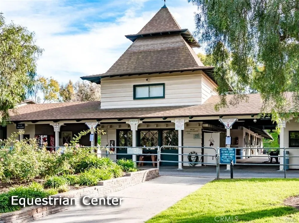 2312 Via Puerta #B Laguna Woods, CA 92637