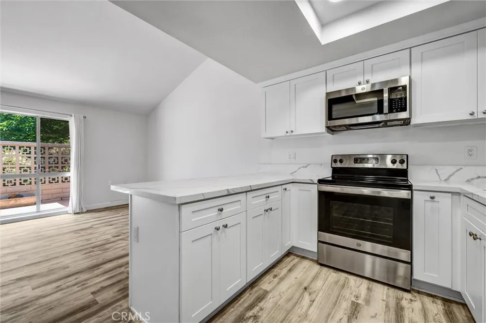 2312 Via Puerta #B Laguna Woods, CA 92637