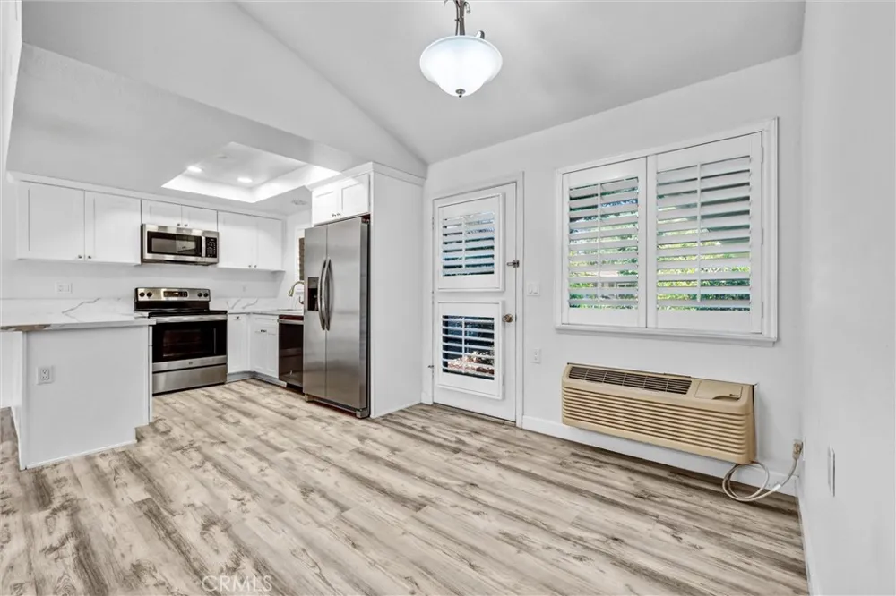 2312 Via Puerta #B Laguna Woods, CA 92637