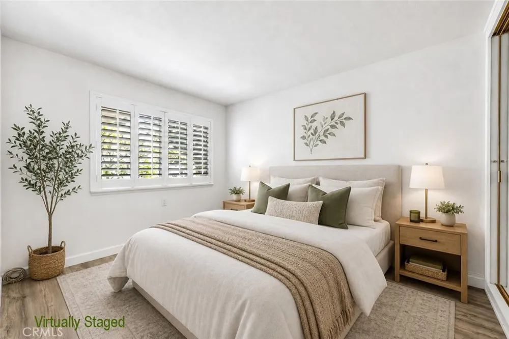 2312 Via Puerta #B Laguna Woods, CA 92637
