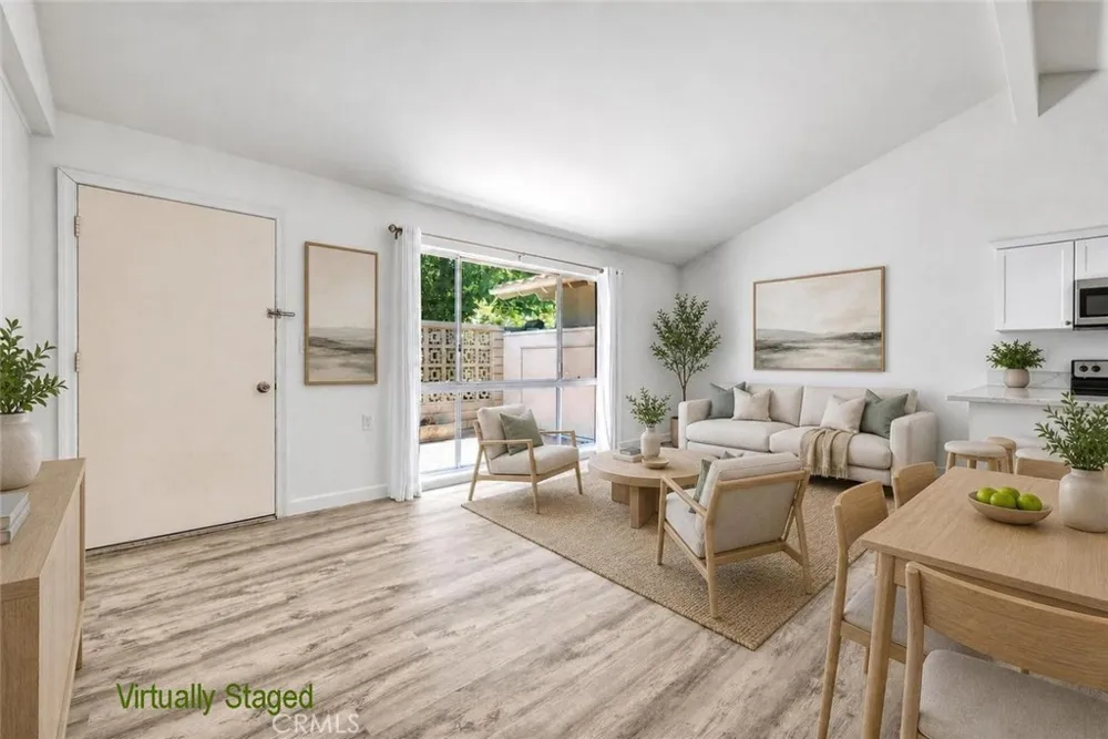 2312 Via Puerta #B Laguna Woods, CA 92637