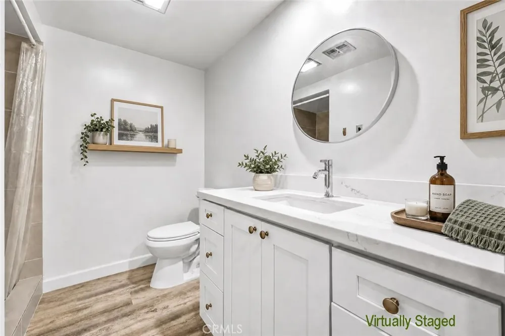 2312 Via Puerta #B Laguna Woods, CA 92637