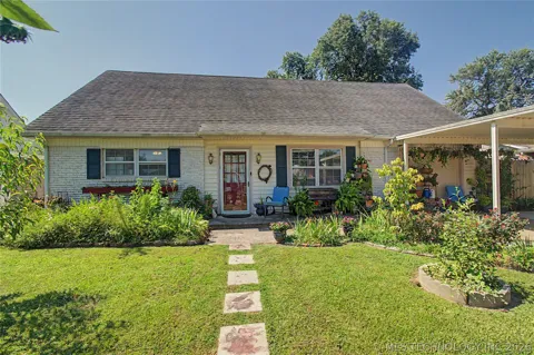 309 Carlton Way