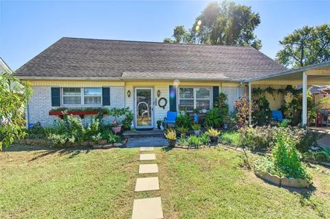 309 Carlton Way