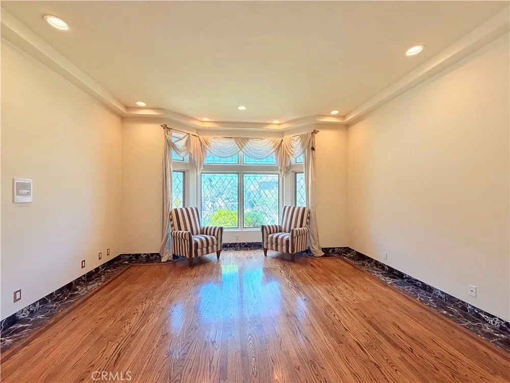 5190 Via Del Valle La Verne, CA 91750